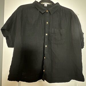 Old Navy Black Casual Button Down Shirt